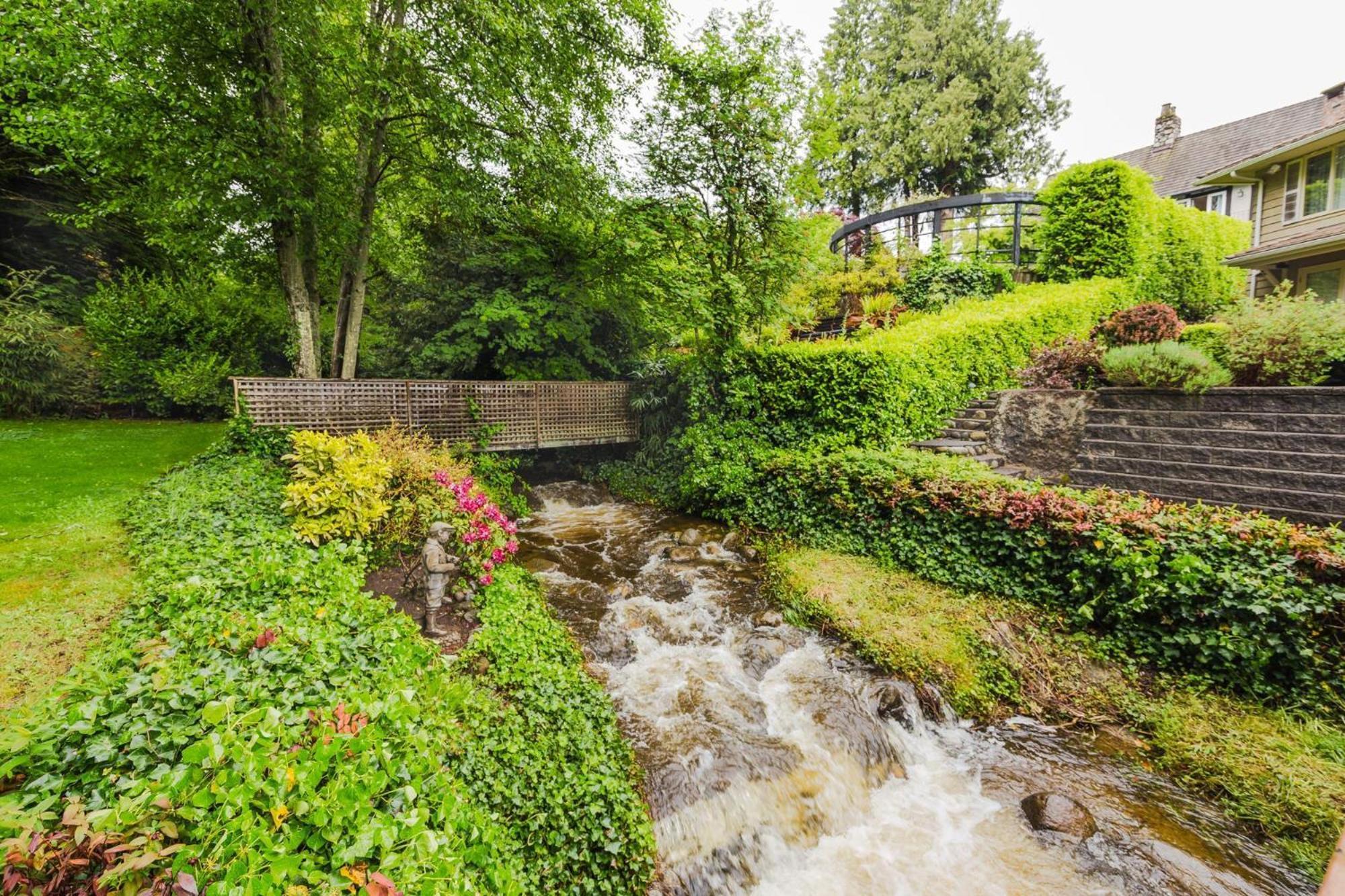 Suite Smart West Vancouver Dış mekan fotoğraf