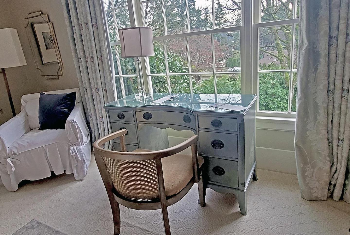 Suite Smart West Vancouver Dış mekan fotoğraf